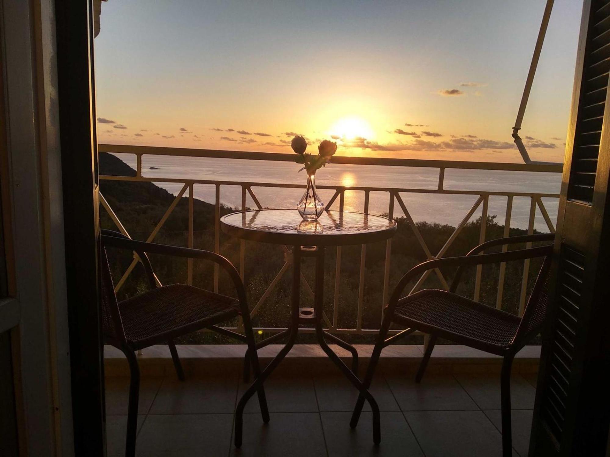 Caza Levantiera Kalamítsi Esterno foto